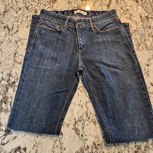 NWOT Levis Perfect Waist 525 Straight Leg Womens Jeans Size 6m